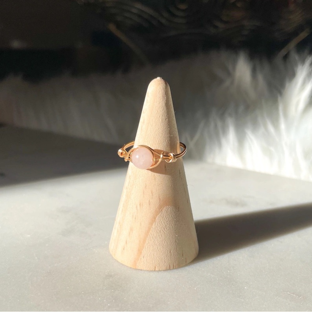 Rose Quartz Ring, Rose Quartz Wire Wrapped Ring, Crystal Rings